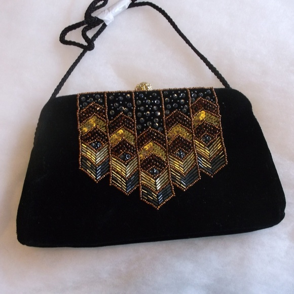 Kate Landry Handbags - NWOT Kate Landry Evening Beaded Blk Velvet Purse